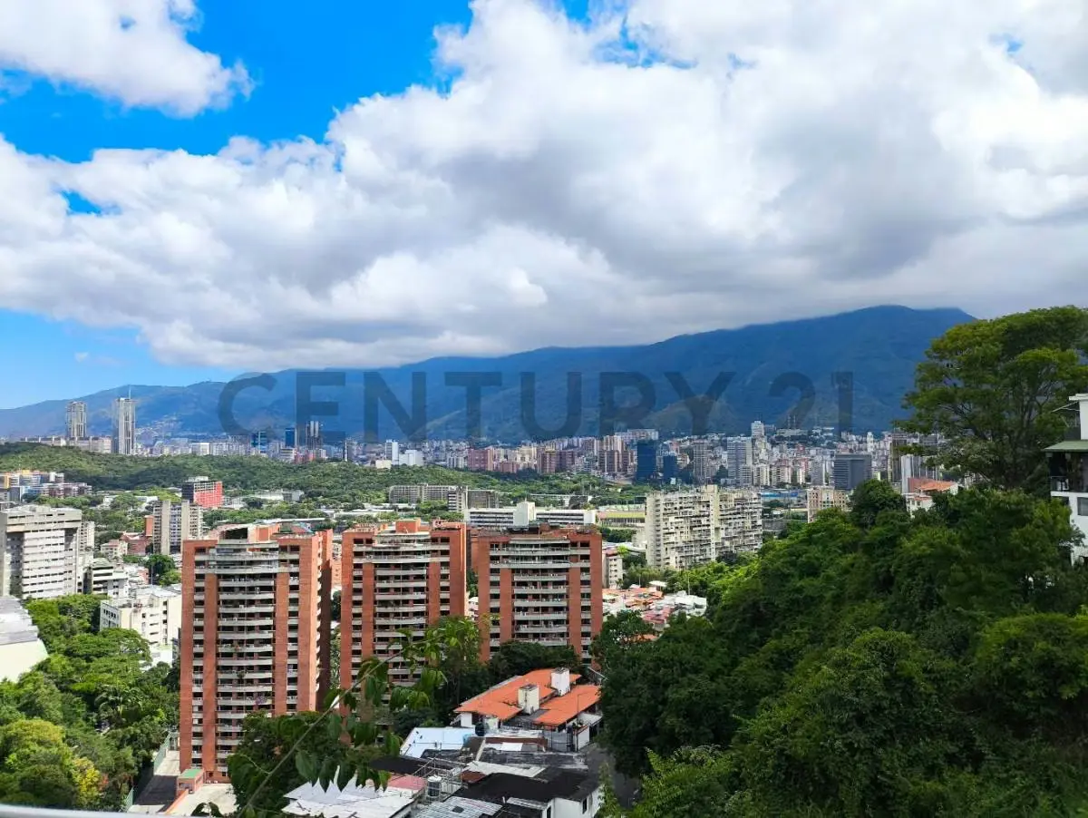 Residencia de 700 m² con vista al Ávila en Colinas de Los Chaguaramos - 63
