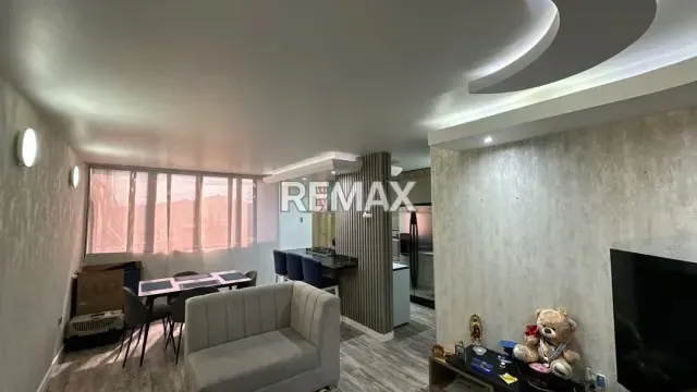 En Venta Apartamento Remodelado en la Concordia Residencia la Florida Edif Frailejon - 11