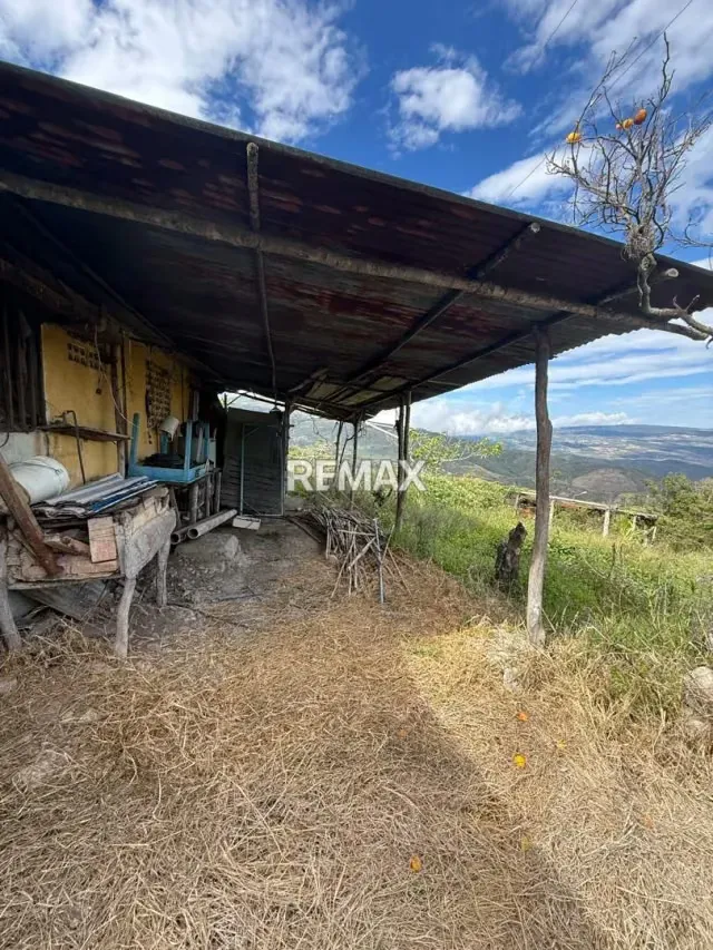 VENTA DE CASA RURAL EN EL VOLADOR VIA LOBATERA - 7