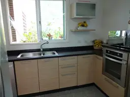 View 10