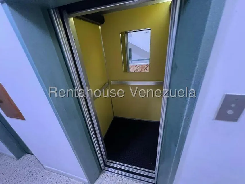 Apartamento (1 Nivel) en Venta en Montalban II, Distrito Metropolitano - 31