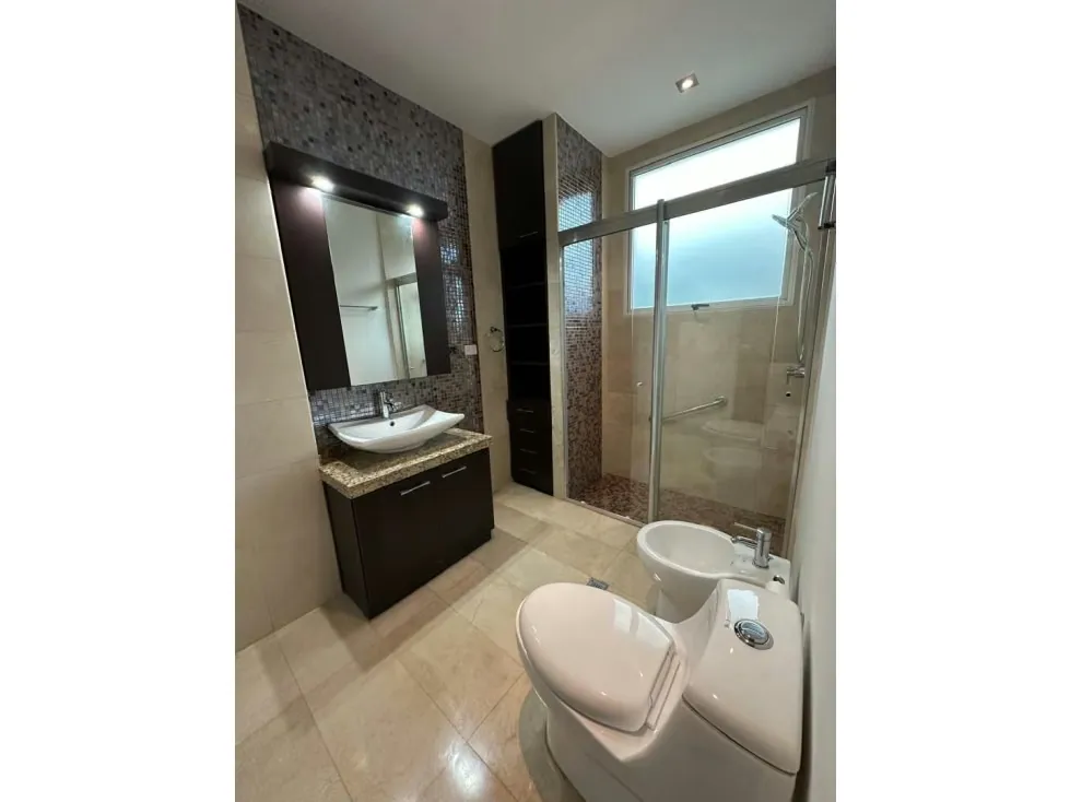 Apartamento en venta o alquiler 439m², 1º Transversal la Castellana - 20