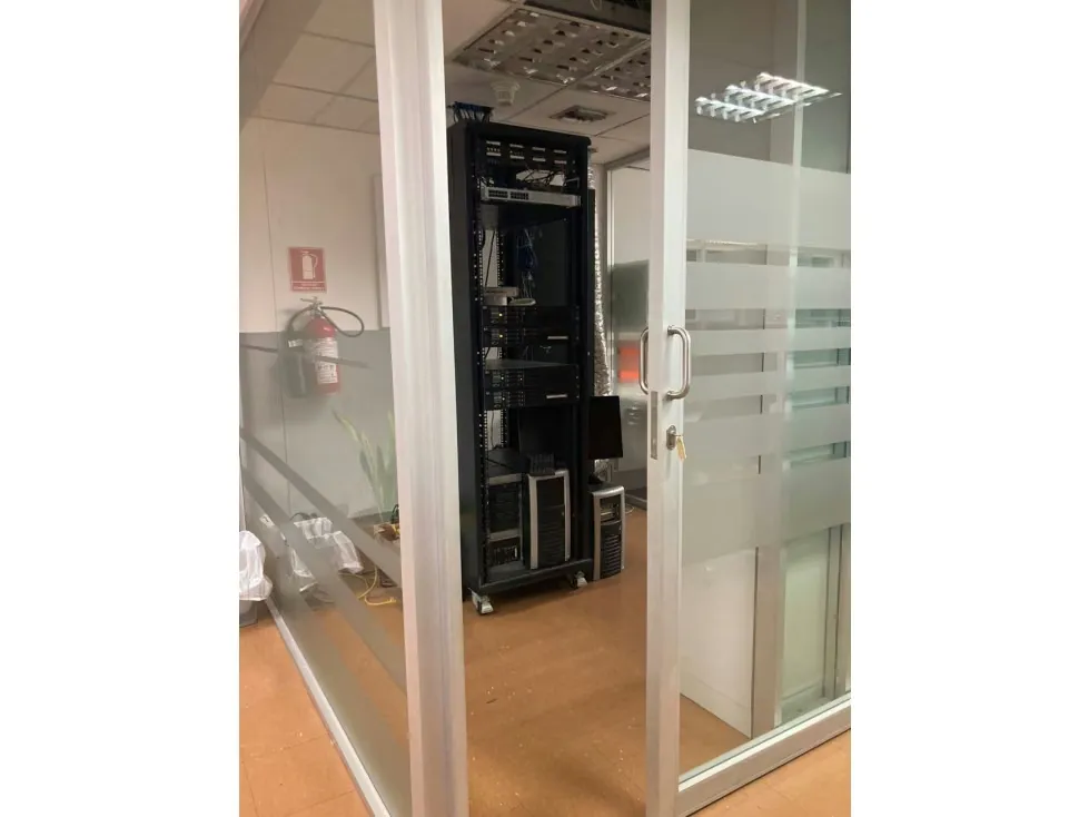 Se alquila oficina Los Ruices 125m² - 8