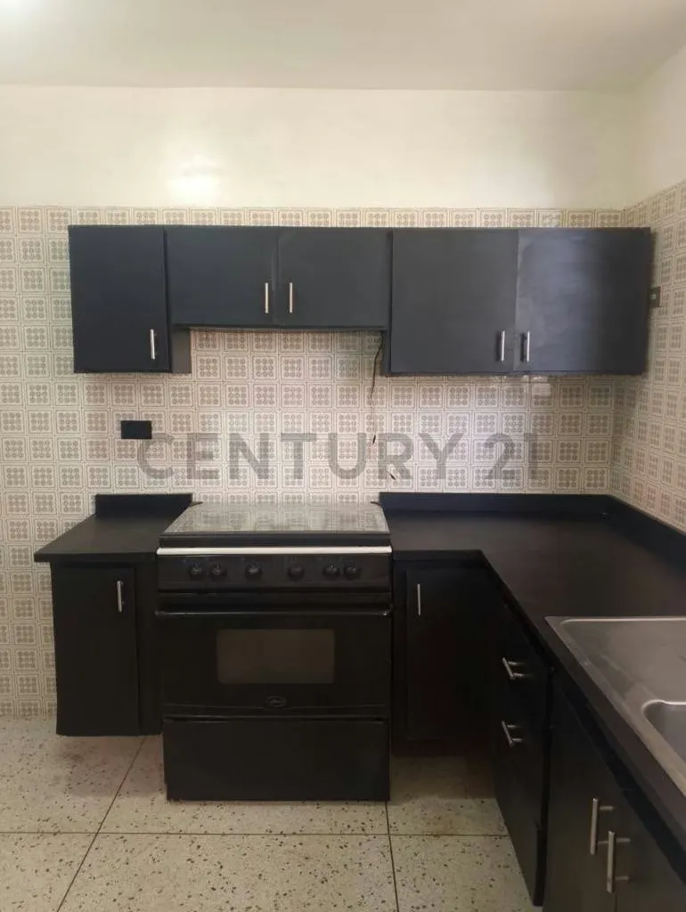 Se alquila apartamento Residencias Bella Vista Av. 4 - 8