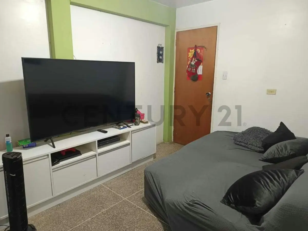 En Venta Exclusiva Casa En la Macarena Sur de 2 Niveles - 7