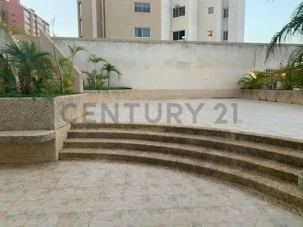 Se Vende Apto. La Llovizna, piso alto. La Lago. Maracaibo - 15