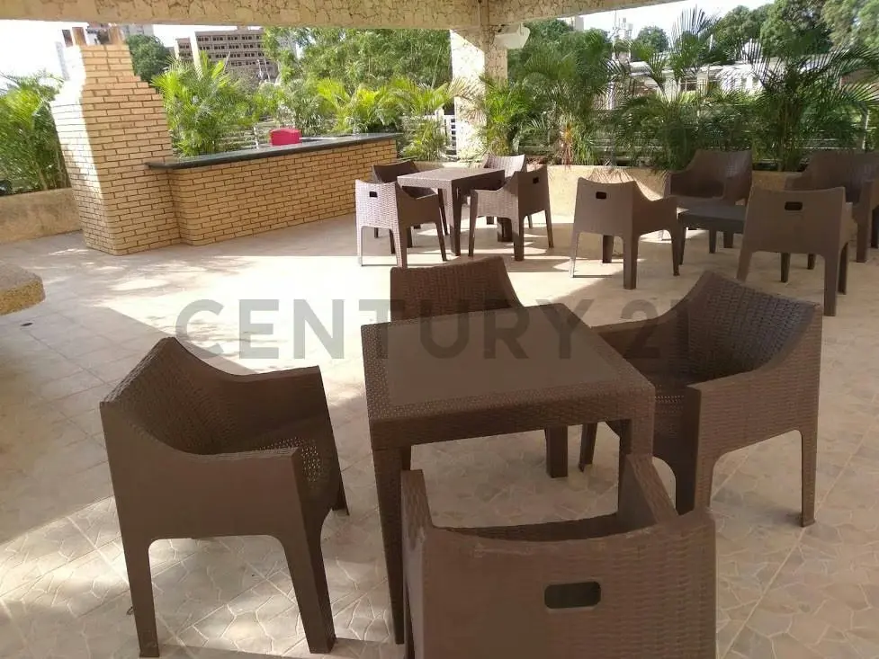 Se Vende Apto. La Llovizna, piso alto. La Lago. Maracaibo - 17