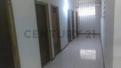 Se Vende Apto. La Llovizna, piso alto. La Lago. Maracaibo - 21