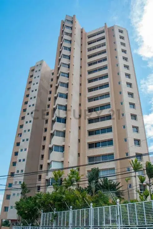 Se Vende Apto. La Llovizna, piso alto. La Lago. Maracaibo - 3