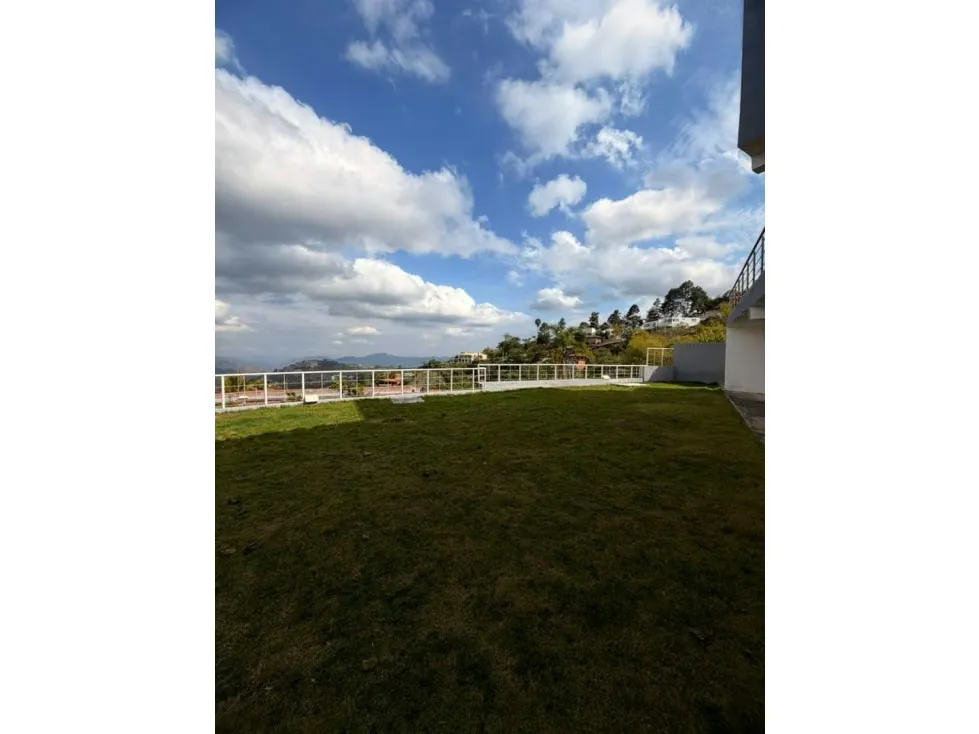 SE VENDE CASA EN ALTO HATILLO DE 900MTS2 - 18