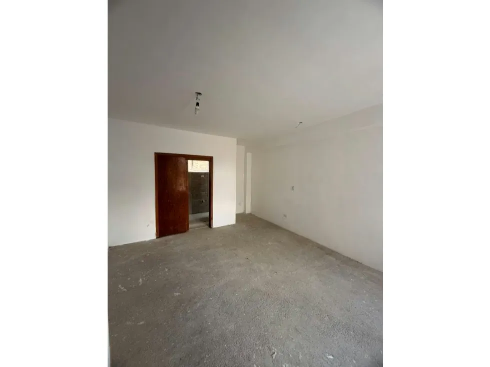 SE VENDE CASA EN ALTO HATILLO DE 900MTS2 - 6