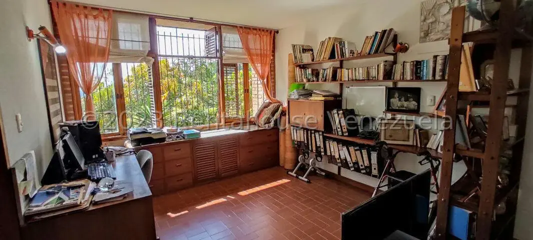Casa (Multipes Niveles) en Venta en La Lagunita Country Club, Distrito Metropolitano - 37