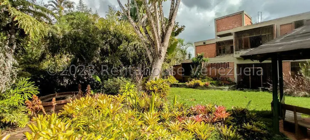 Casa (Multipes Niveles) en Venta en La Lagunita Country Club, Distrito Metropolitano - 46