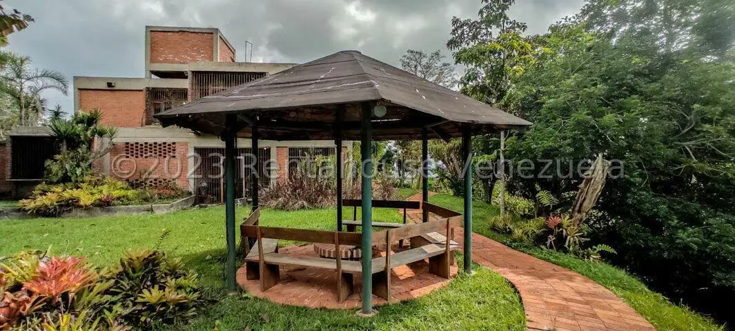 Casa (Multipes Niveles) en Venta en La Lagunita Country Club, Distrito Metropolitano - 49