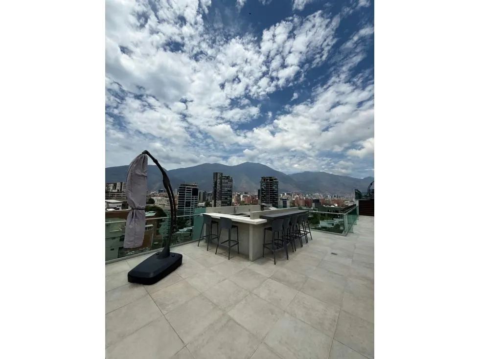 Vendo/alquilo Ph 170m2 Las Mercedes 0206 - 32