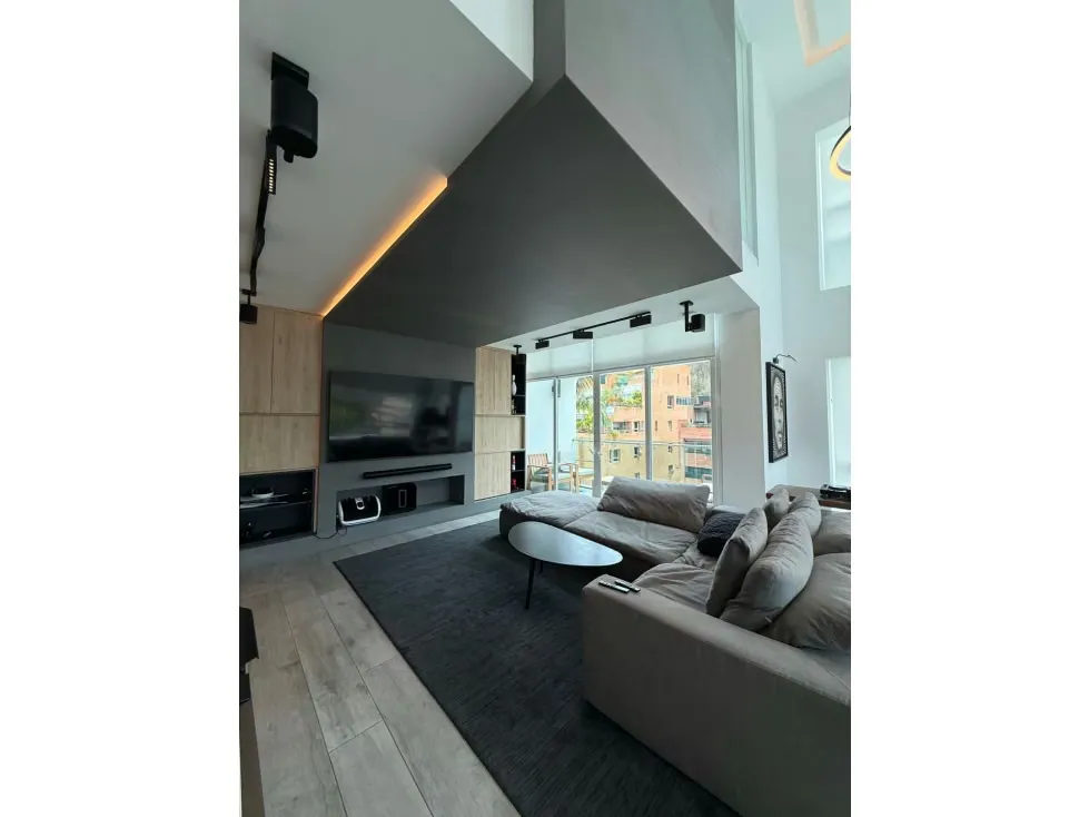 Vendo/alquilo Ph 170m2 Las Mercedes 0206 - 4