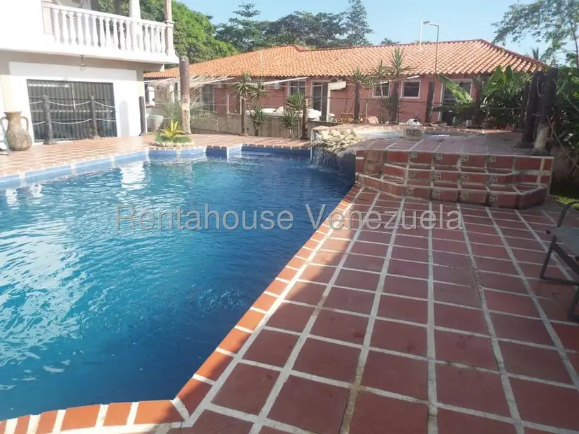 Casa (Duplex) en Venta en Las Mercedes de Paparo, Miranda