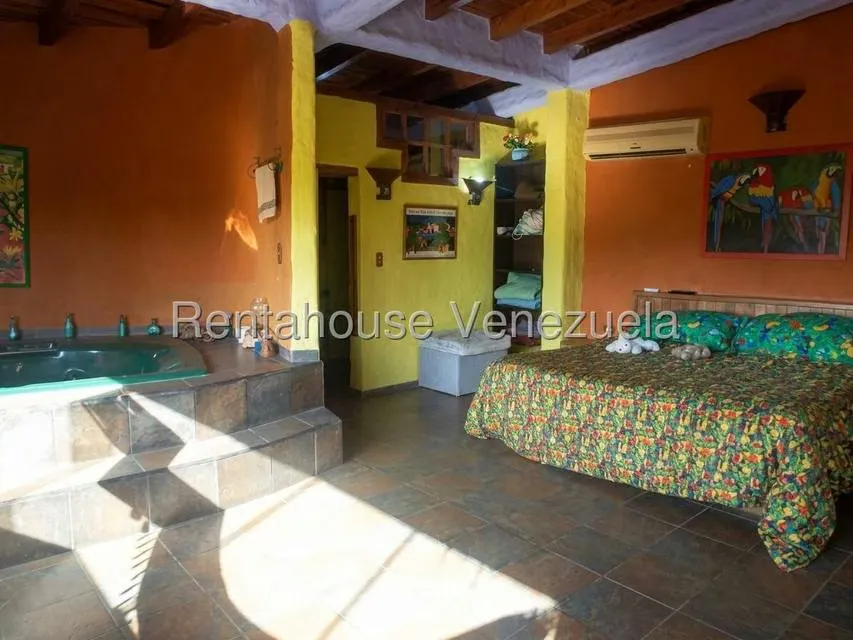 Casa (Duplex) en Venta en Las Mercedes de Paparo, Miranda - 16