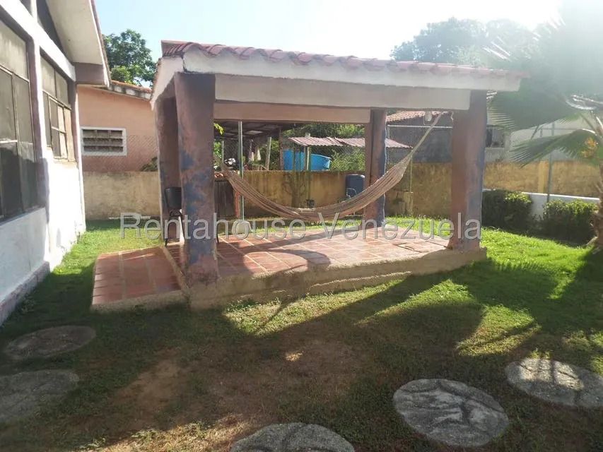 Casa (Duplex) en Venta en Las Mercedes de Paparo, Miranda - 32