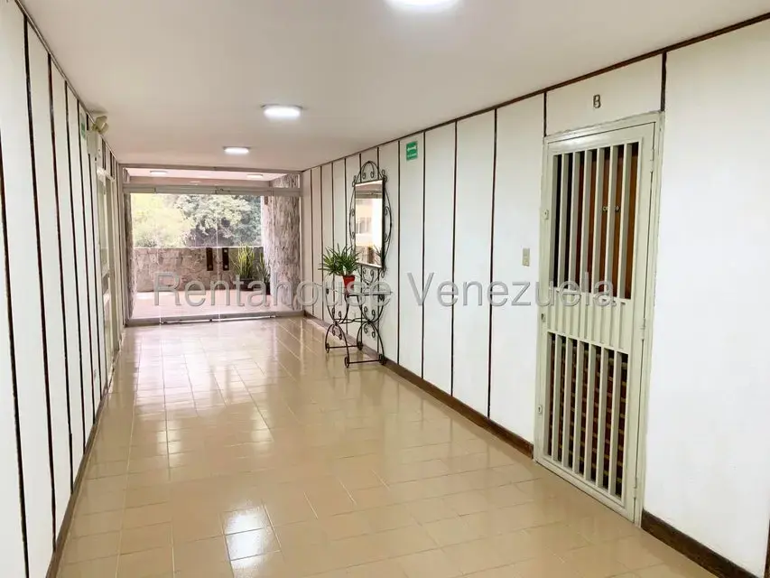 Apartamento (Penthouse) en Venta en El Marques, Distrito Metropolitano - 2