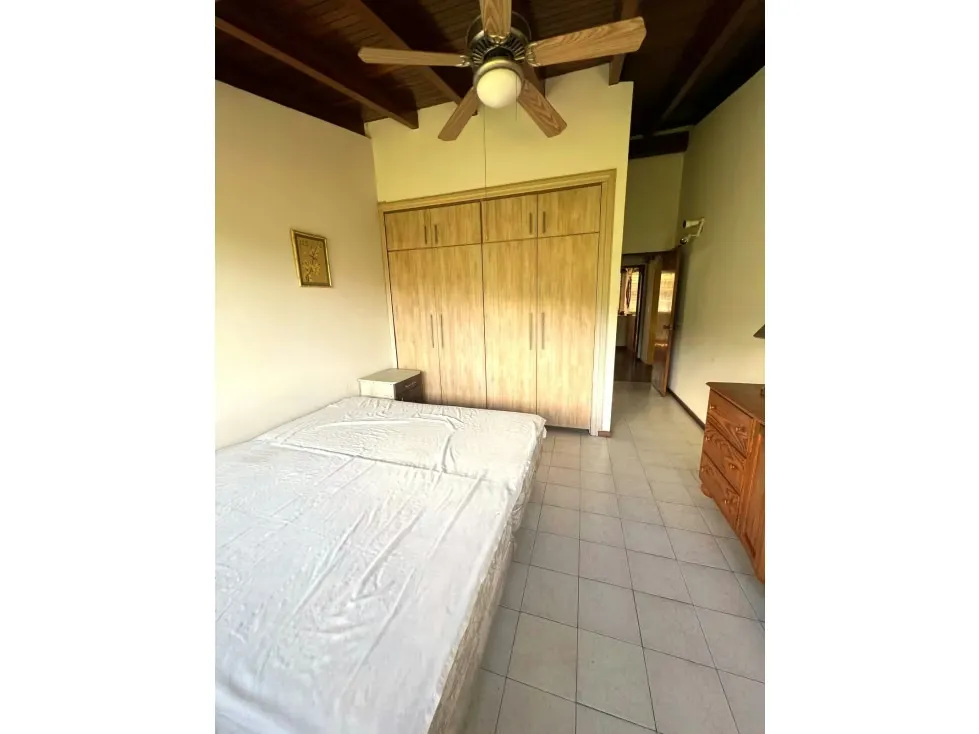 Vendo apartamento Ph 87m2 Paracotos 8252 - 8
