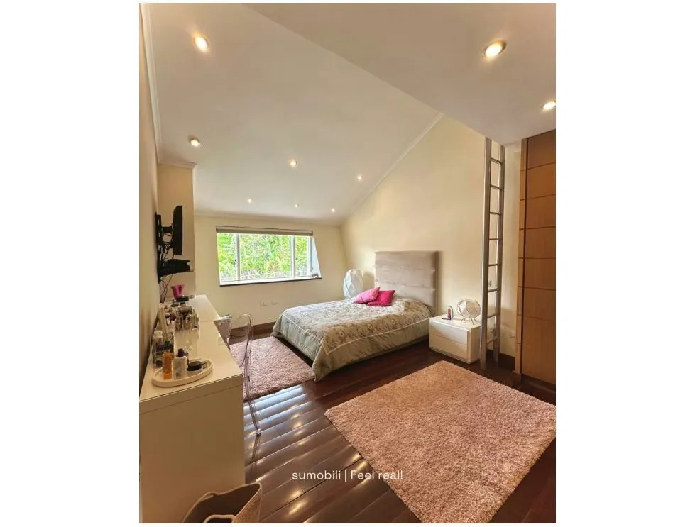 Venta Casa remodelada 779 m2 Los Naranjos 7661 - 12