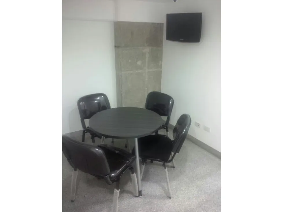Vendo oficina 80m2 Lomas del Sol 1713 - 4