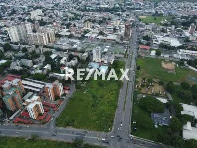Terreno en Venta Urb. Base Aragua - 2