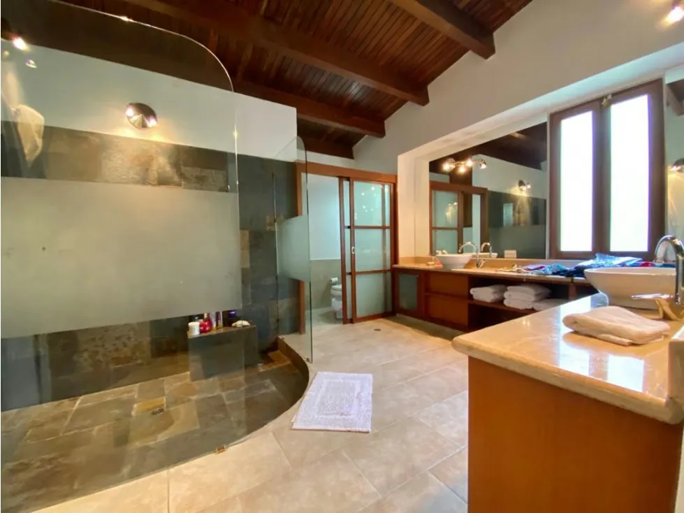 Se vende casa 2250m² 4h/5b/12e La Lagunita - 17