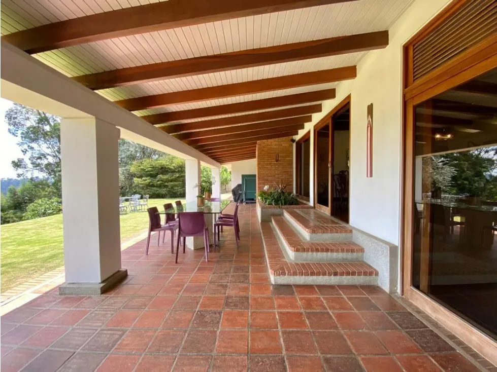 Se vende casa 2250m² 4h/5b/12e La Lagunita - 4