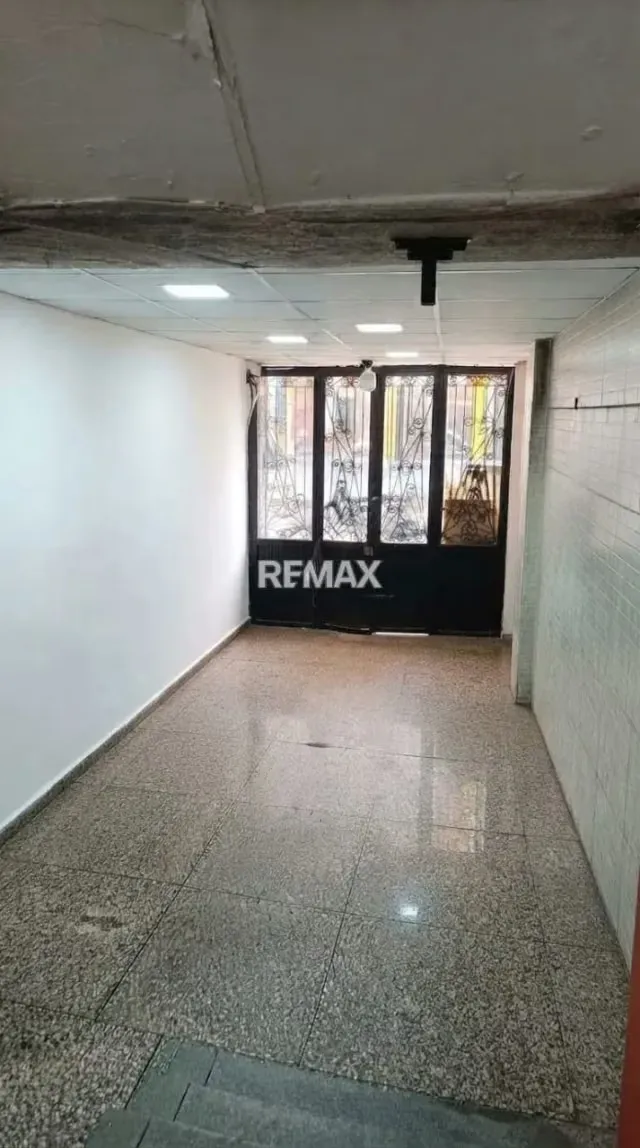EN VENTA: Edificio Comercial y Residencial en La Fría* - 4