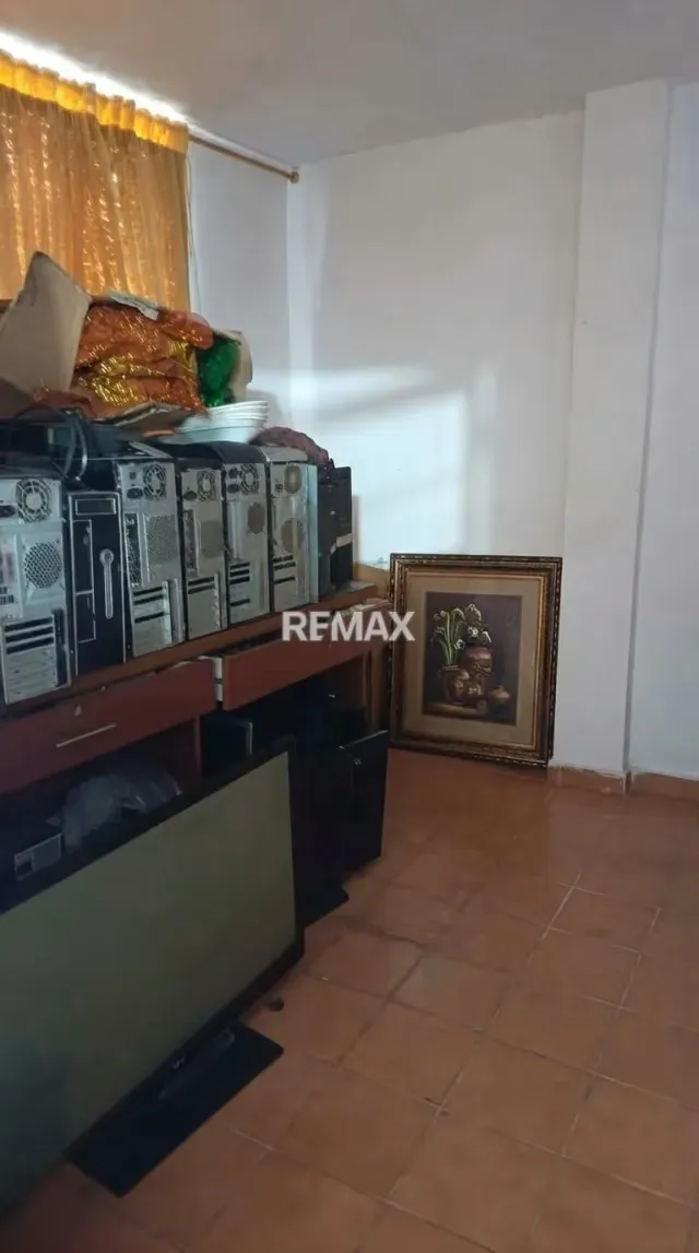 EN VENTA: Edificio Comercial y Residencial en La Fría* - 10