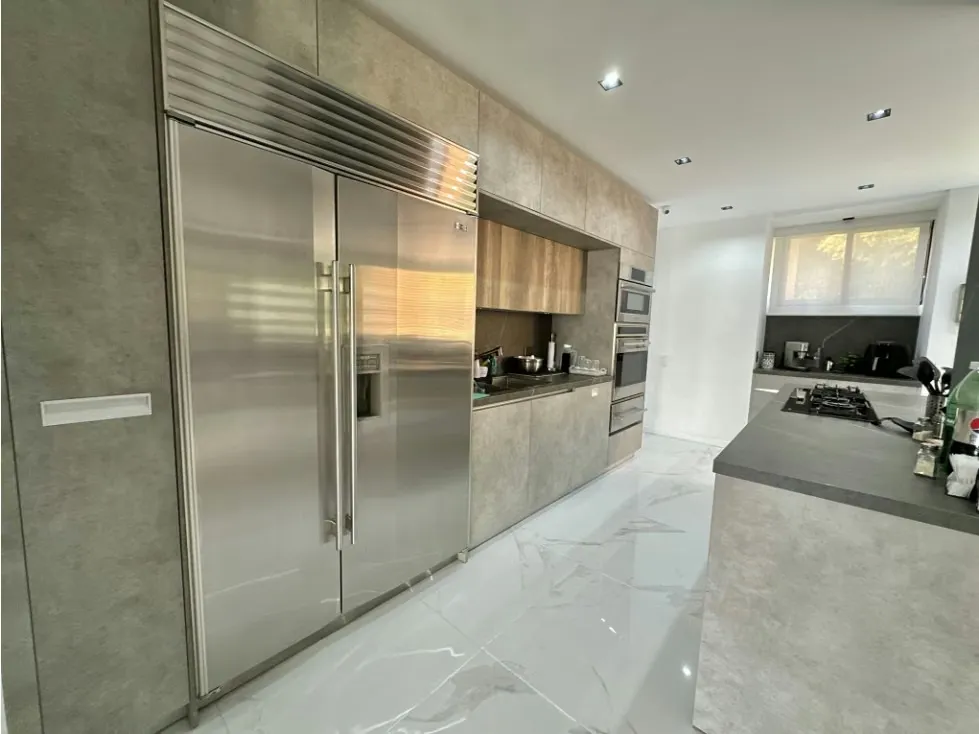 Se vende PH 480 m2 4h+2s/5.5b+s/5p Lomas de La Alameda - 12