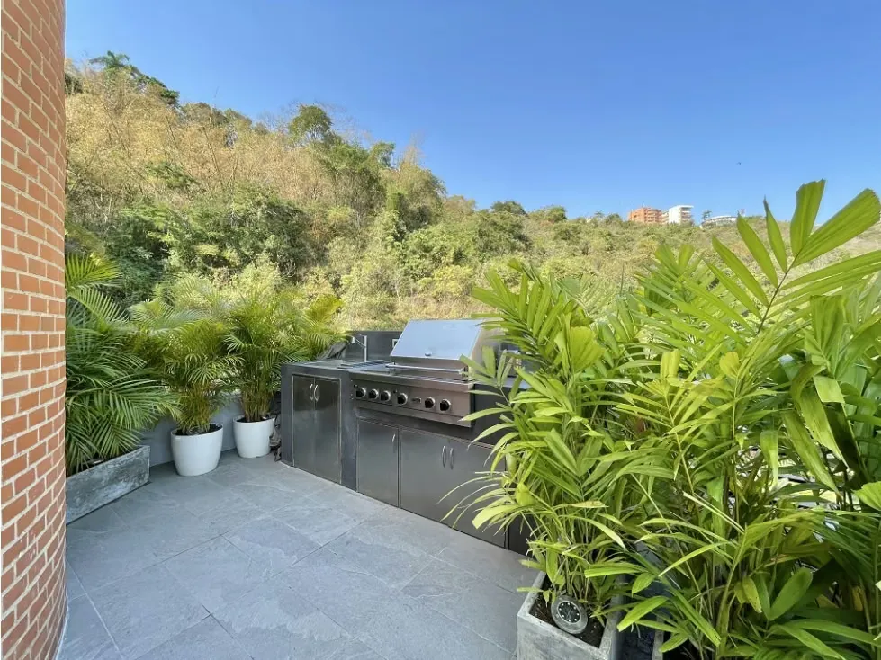 Se vende PH 480 m2 4h+2s/5.5b+s/5p Lomas de La Alameda - 10