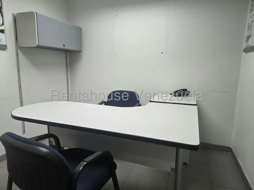 Local Comercial en Alquiler en Plaza Alonso, Zulia - 4