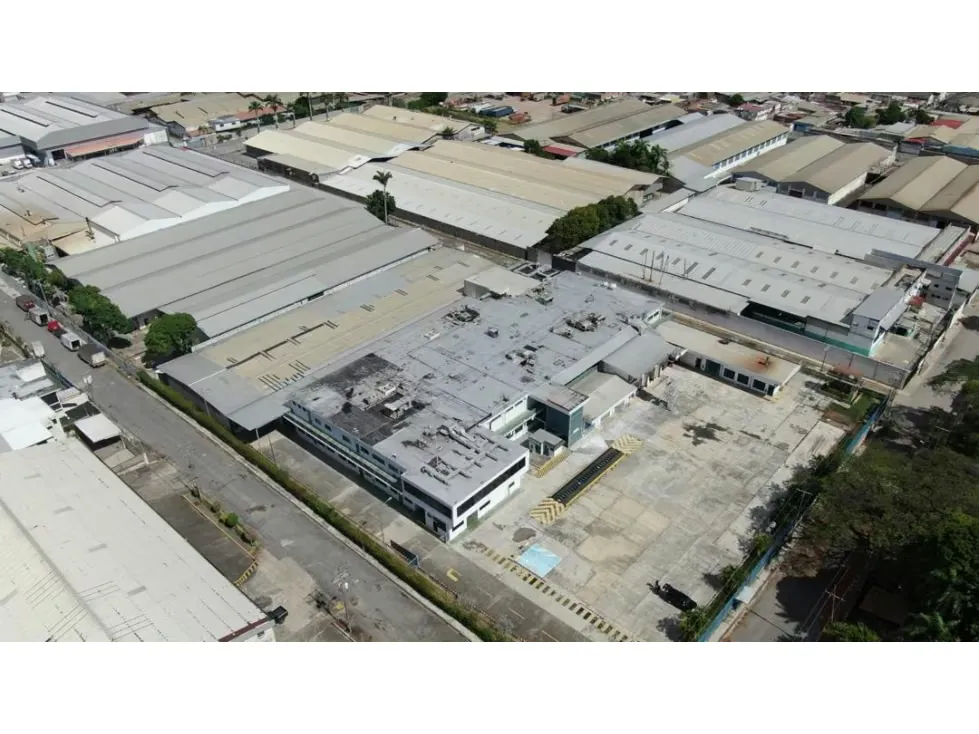 Planta Industrial de vanguardia envasado la Victoria Aragua 26-33 - 3