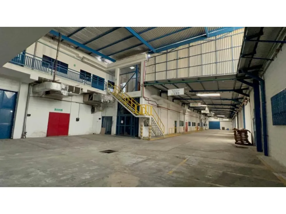 Planta Industrial de vanguardia envasado la Victoria Aragua 26-33 - 9