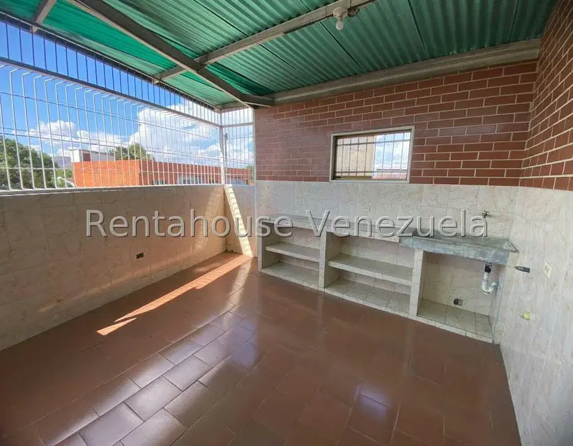 Local Comercial en Venta en Zona Oeste, Lara - 24