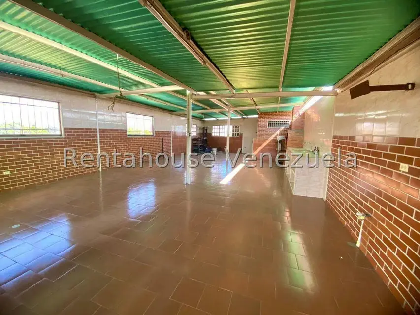 Local Comercial en Venta en Zona Oeste, Lara - 30