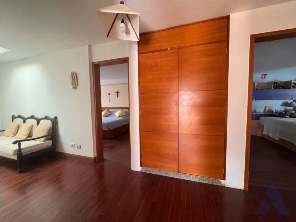 Vendo casa Macaracuay calle cerrada vista al Ávila - 14
