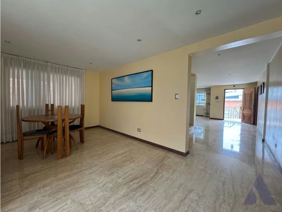 Vendo casa Macaracuay calle cerrada vista al Ávila - 6