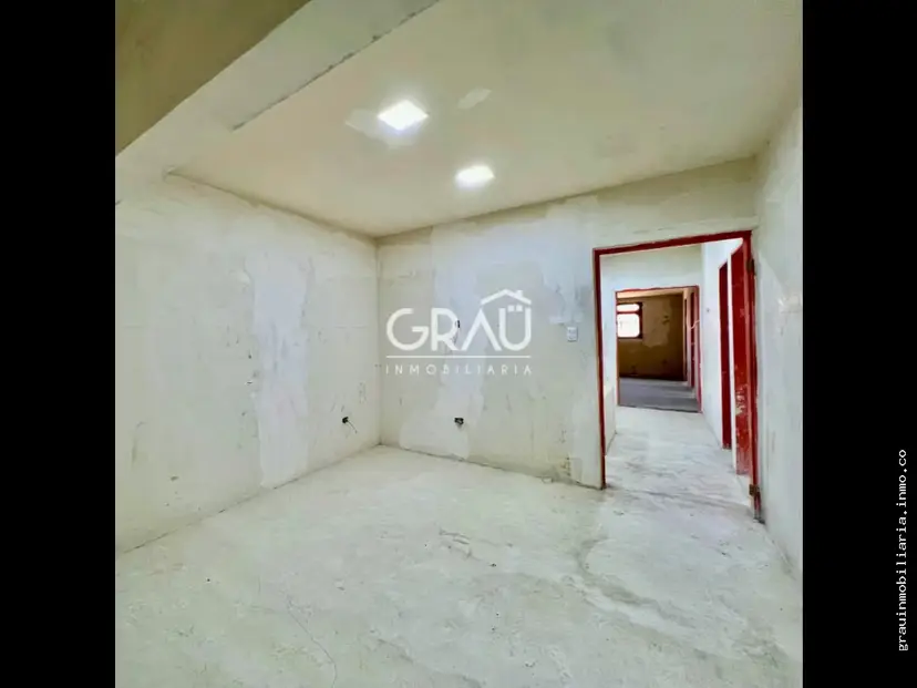 Casa en obra blanca en Puerto Principe, Lecheria
