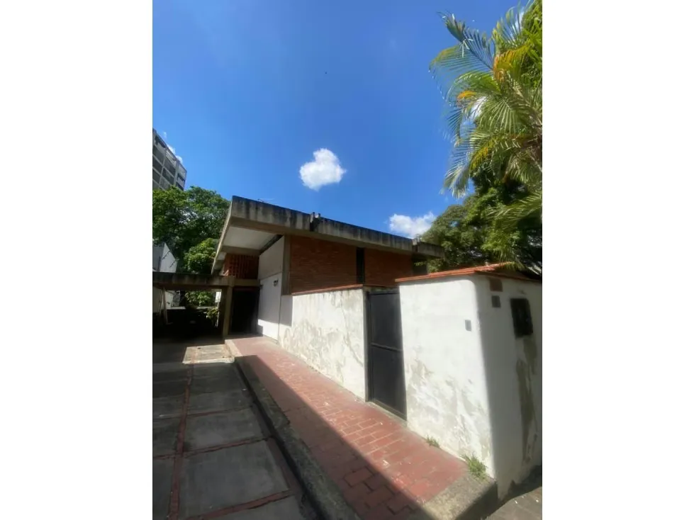 Casa en venta 400m², Av. Ppal. Cafetal, C. Roraima. - 2