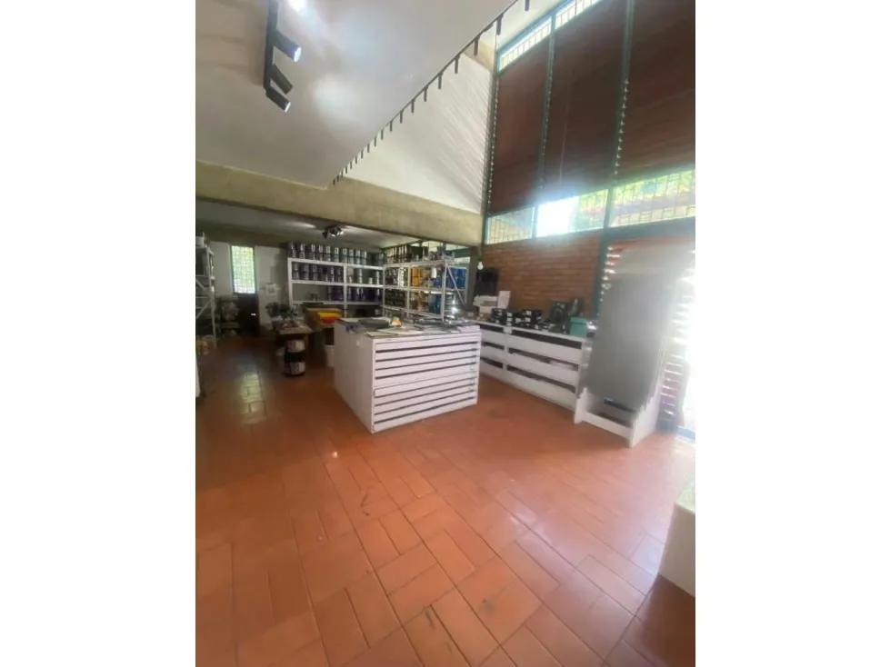 Casa en venta 400m², Av. Ppal. Cafetal, C. Roraima. - 4