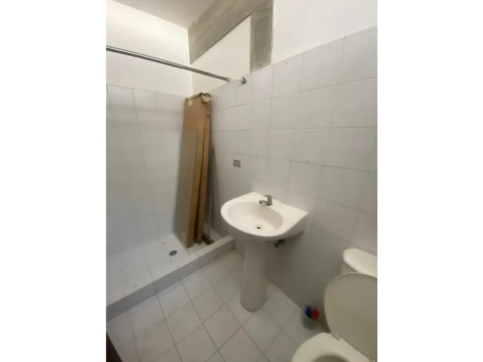 Casa en venta 400m², Av. Ppal. Cafetal, C. Roraima. - 9