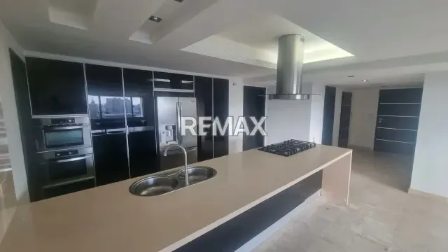 En Alquiler Apartamento Residencias Aguamarina ubicado en Av. 9B entre calles 75 y 76 - 6