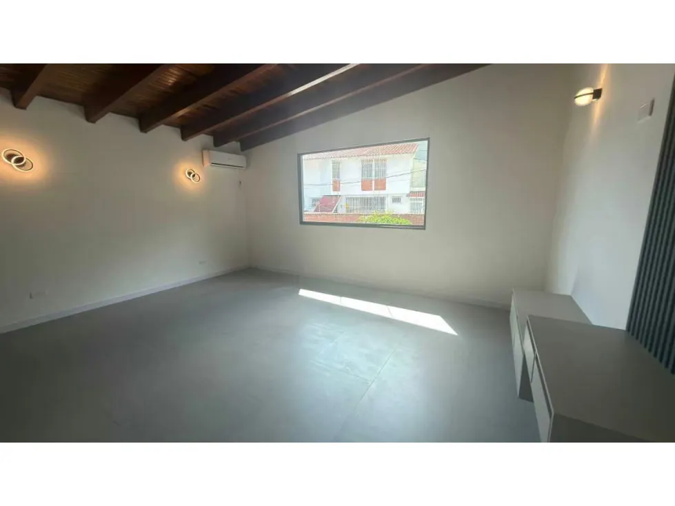 Casa totalmente remodelada en la parte alta de Los Palos Grandes 350M2 - 16