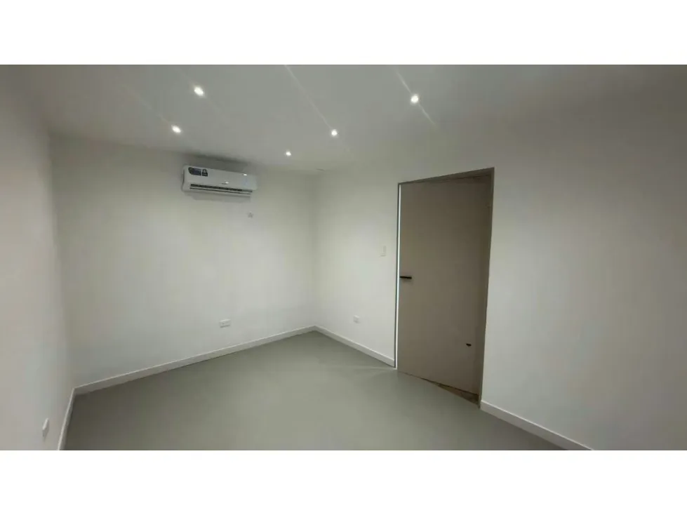 Casa totalmente remodelada en la parte alta de Los Palos Grandes 350M2 - 31