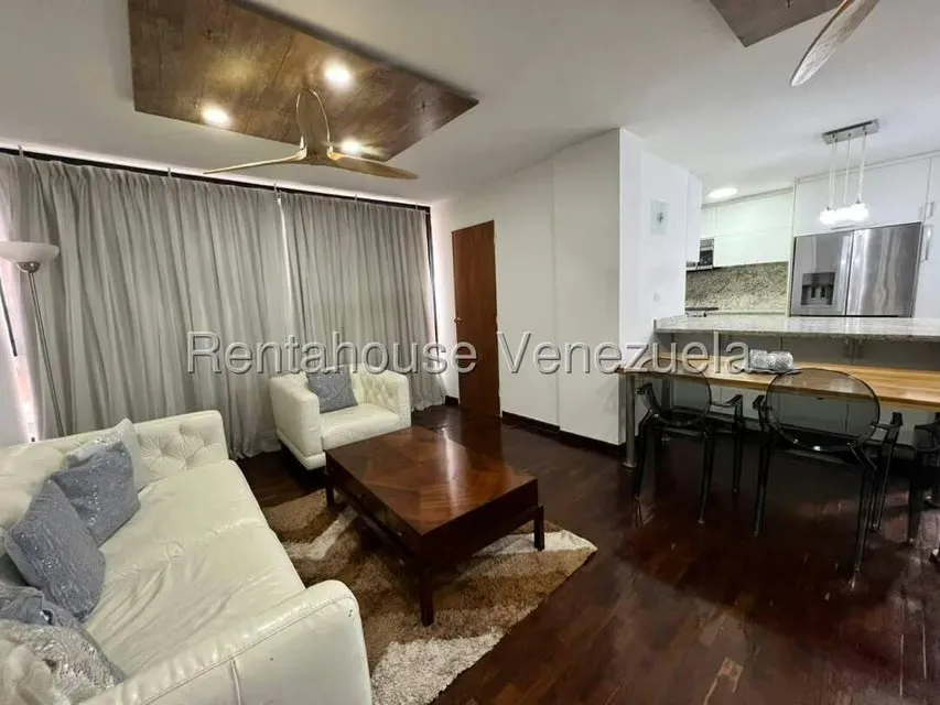 Apartamento (1 Nivel) en Venta en Los Palos Grandes, Distrito Metropolitano - 11