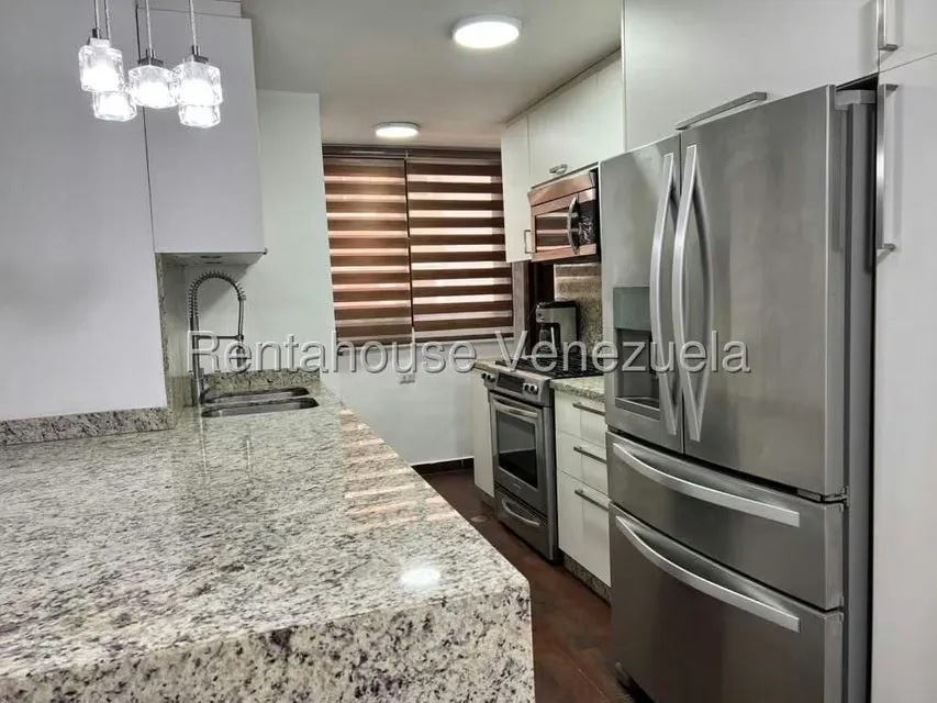 Apartamento (1 Nivel) en Venta en Los Palos Grandes, Distrito Metropolitano - 15